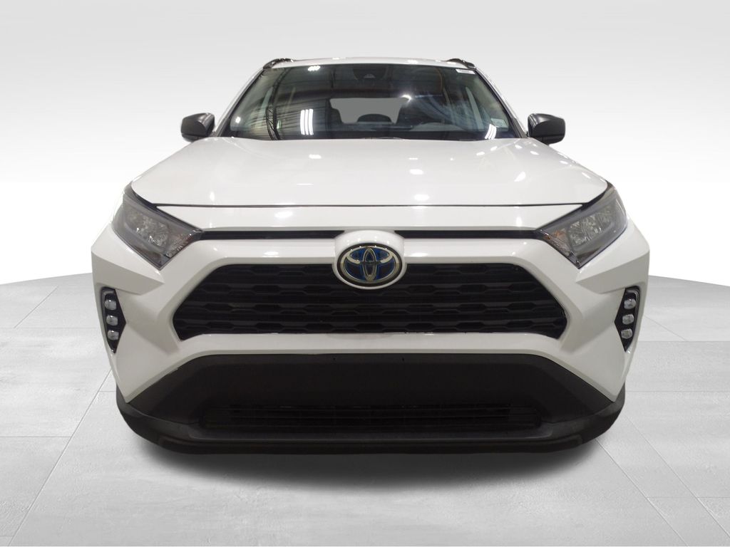 2021 Toyota RAV4 Hybrid LE photo 2