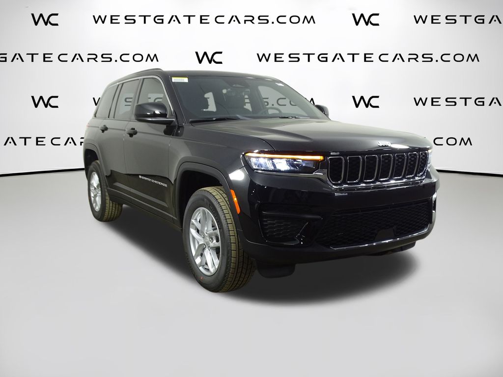 2025 Jeep Grand Cherokee Laredo's photo