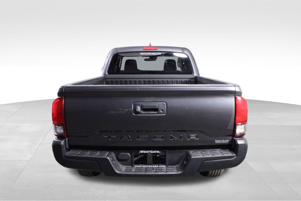 2019 Toyota Tacoma SR photo 4