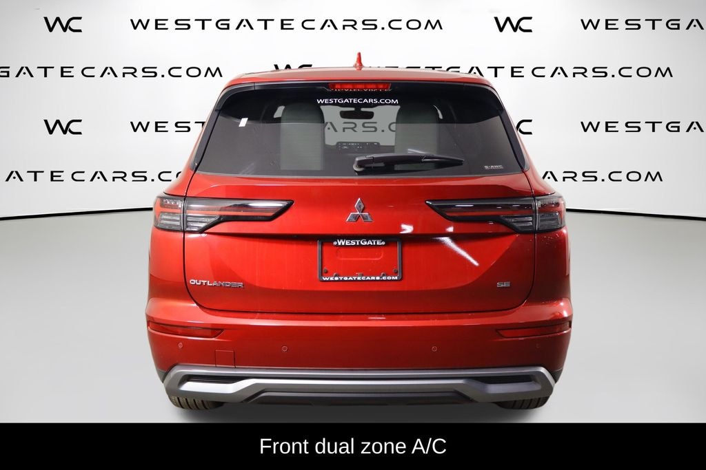 Used 2025 Mitsubishi Outlander SE SUV