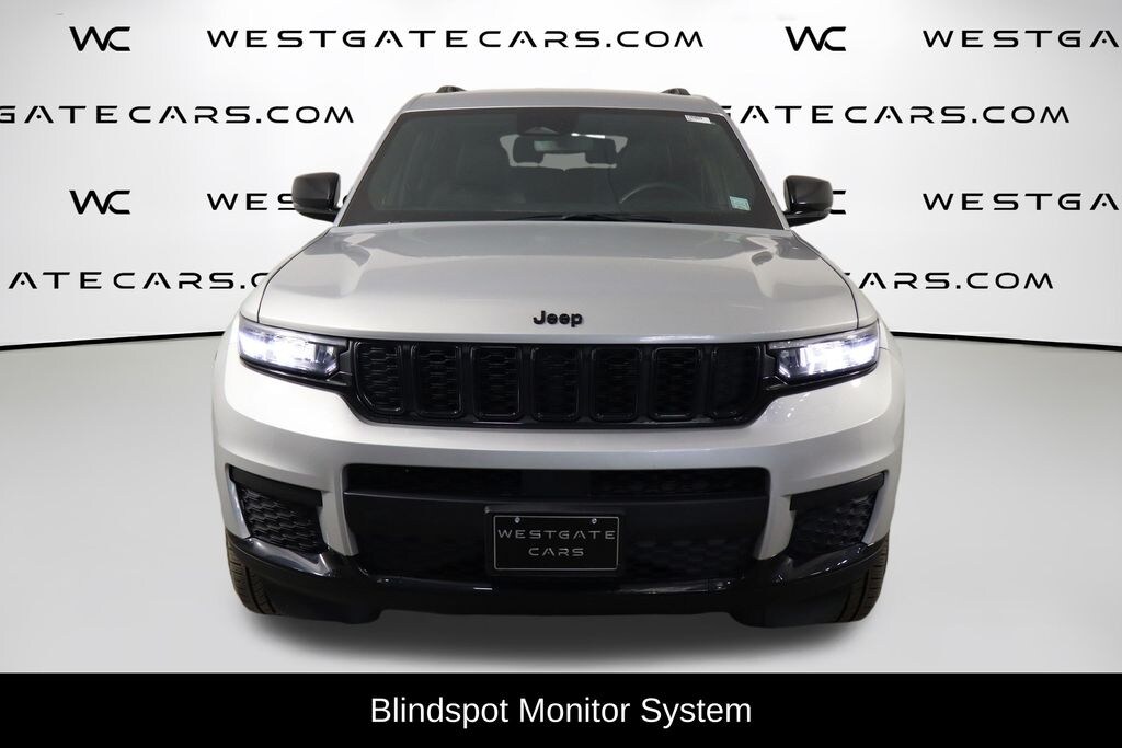 Used 2023 Jeep Grand Cherokee Altitude SUV
