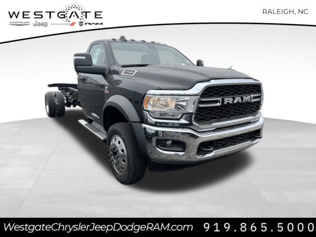 New 2024 Ram 5500HD 5500 TRADESMAN CHASSIS REGULAR CAB 4X2 120' CA Pickup