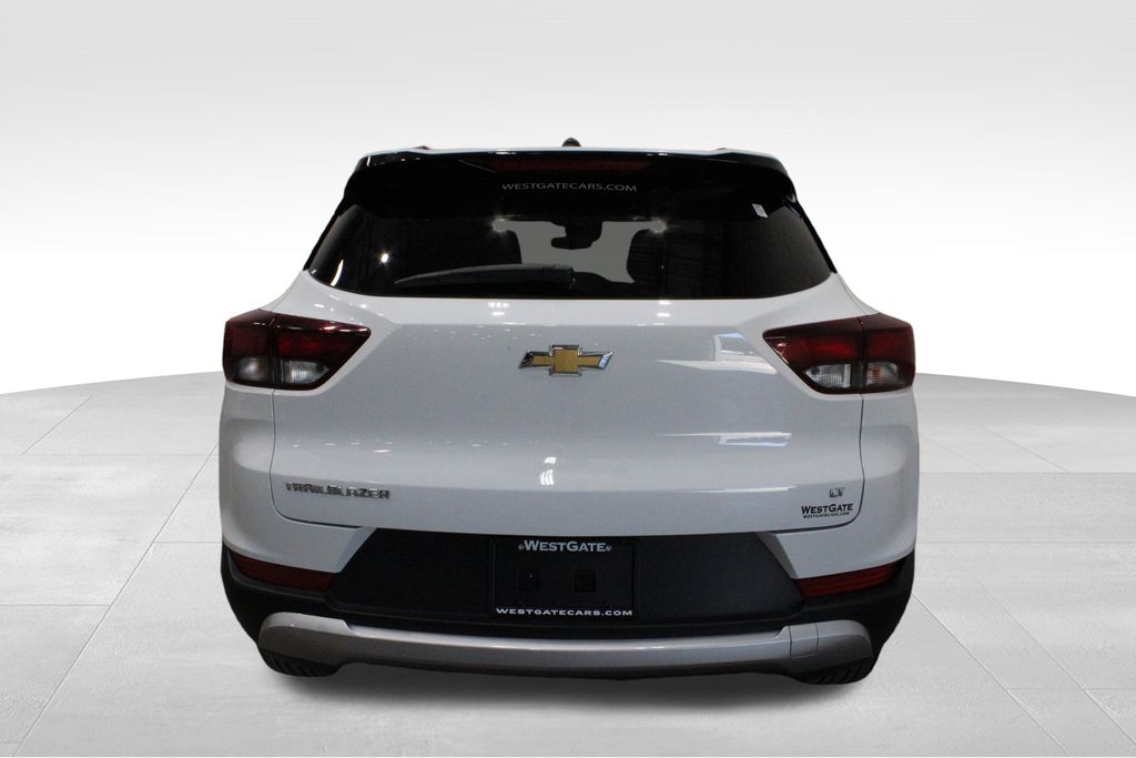 2024 Chevrolet Trailblazer LT photo 4