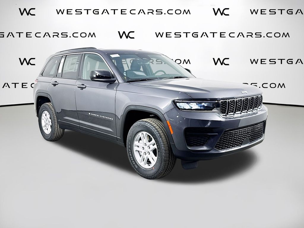 2025 Jeep Grand Cherokee Laredo's photo