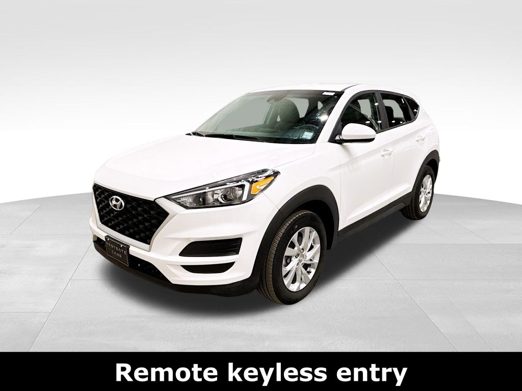2019 Hyundai Tucson SE photo 3