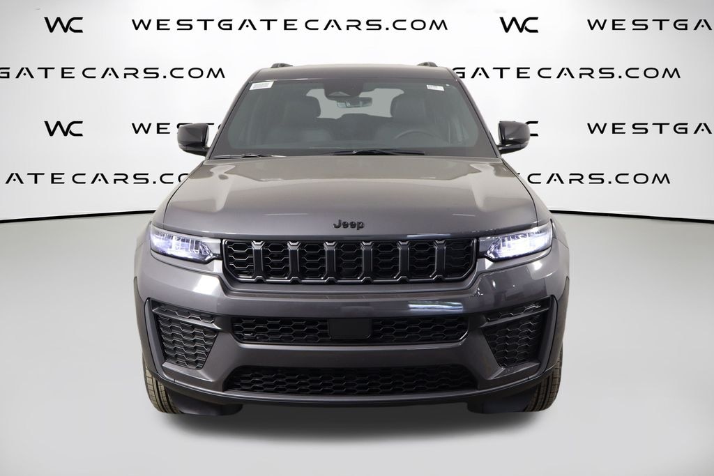 New 2026 Jeep Grand Cherokee LAREDO ALTITUDE 4X2 Sport Utility