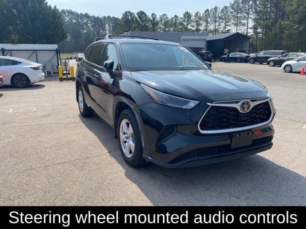 Used 2022 Toyota Highlander L SUV
