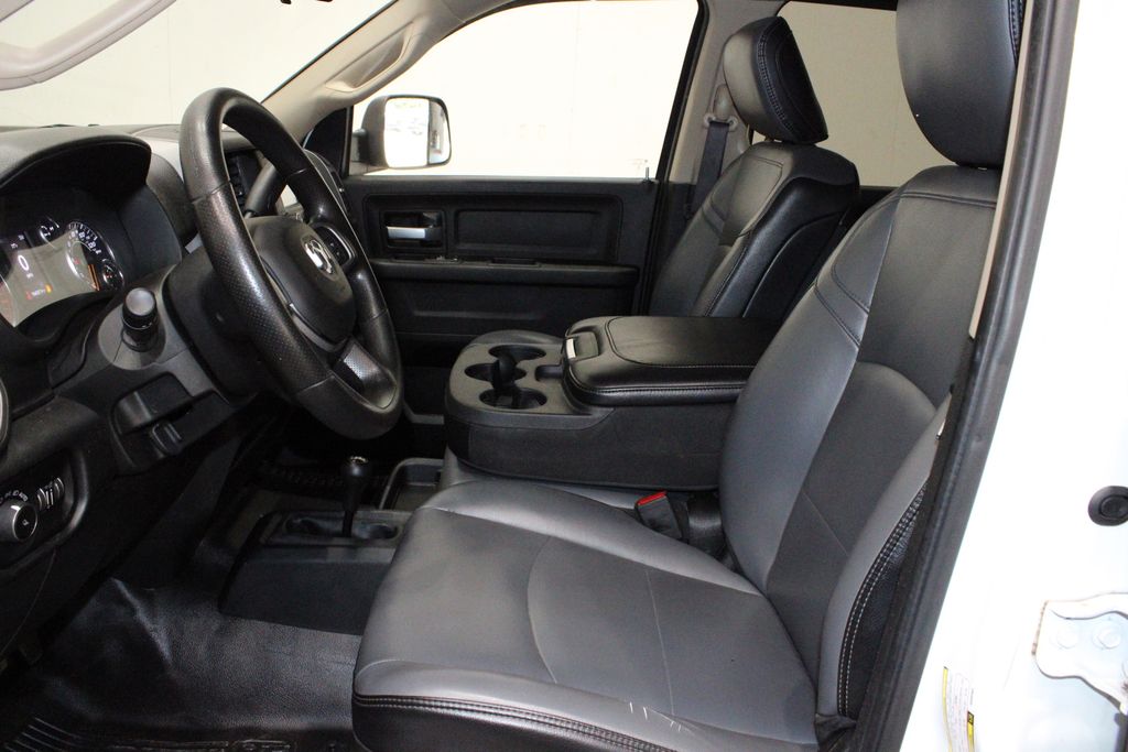 2019 Ram 2500 Tradesman photo 4