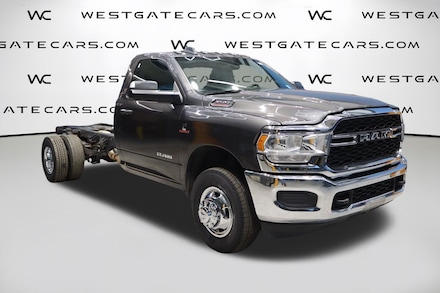 2022 Ram 3500 Chassis Tradesman Truck Regular Cab RWD