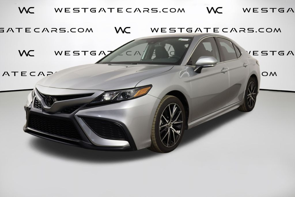 Used 2023 Toyota Camry SE Sedan