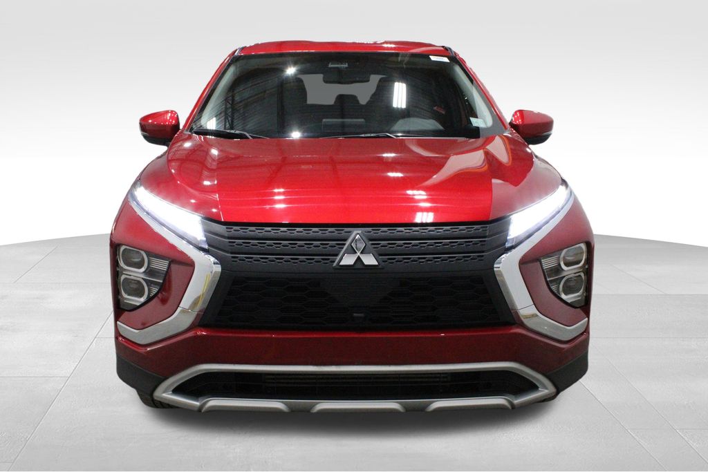 2024 Mitsubishi Eclipse Cross SE photo 2