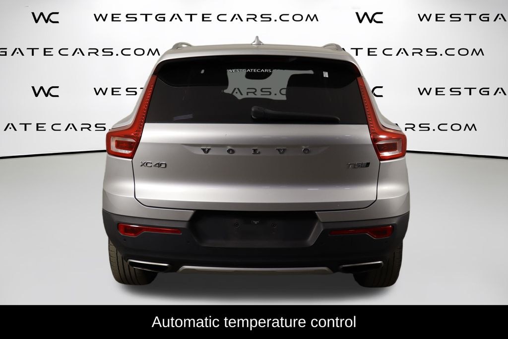 Used 2019 Volvo XC40 T5 Inscription SUV