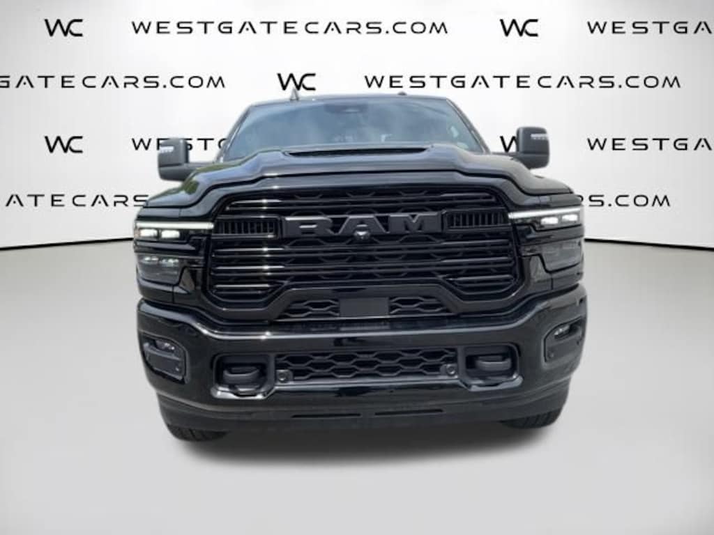 New 2025 Ram 2500 LARAMIE CREW CAB 4X4 6'4 BOX Pickup