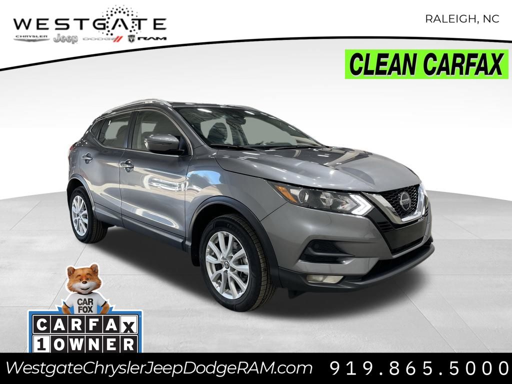 2022 Nissan Rogue Sport SV