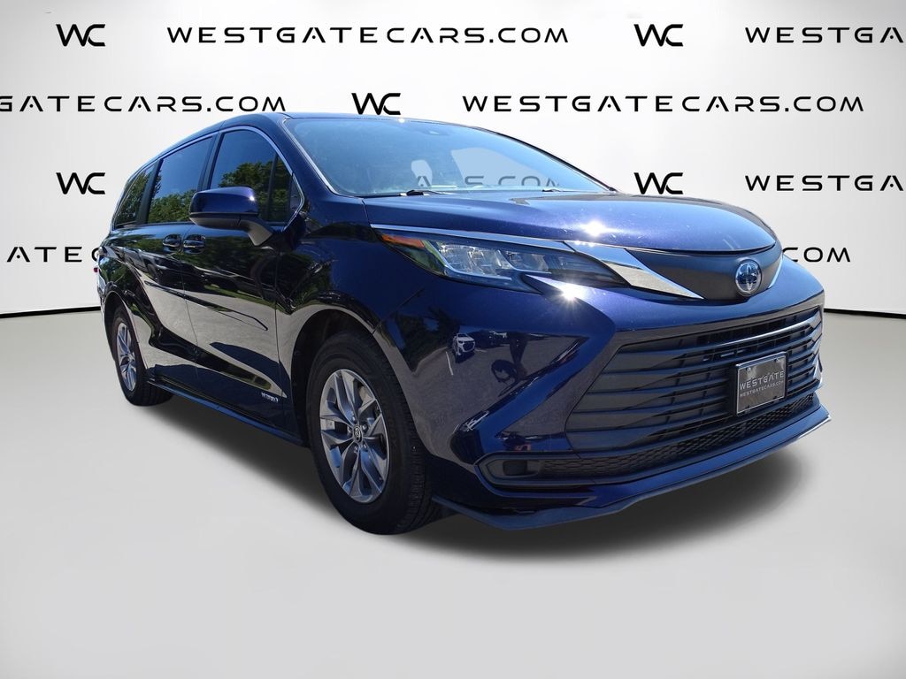 Used 2021 Toyota Sienna LE Van