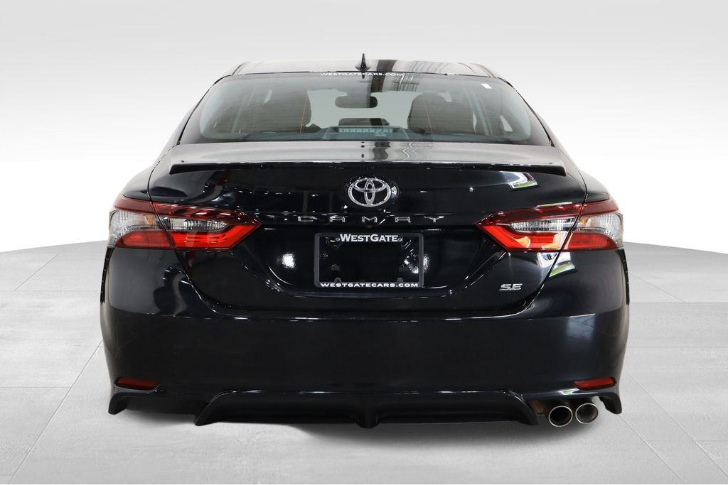 2024 Toyota Camry SE photo 4