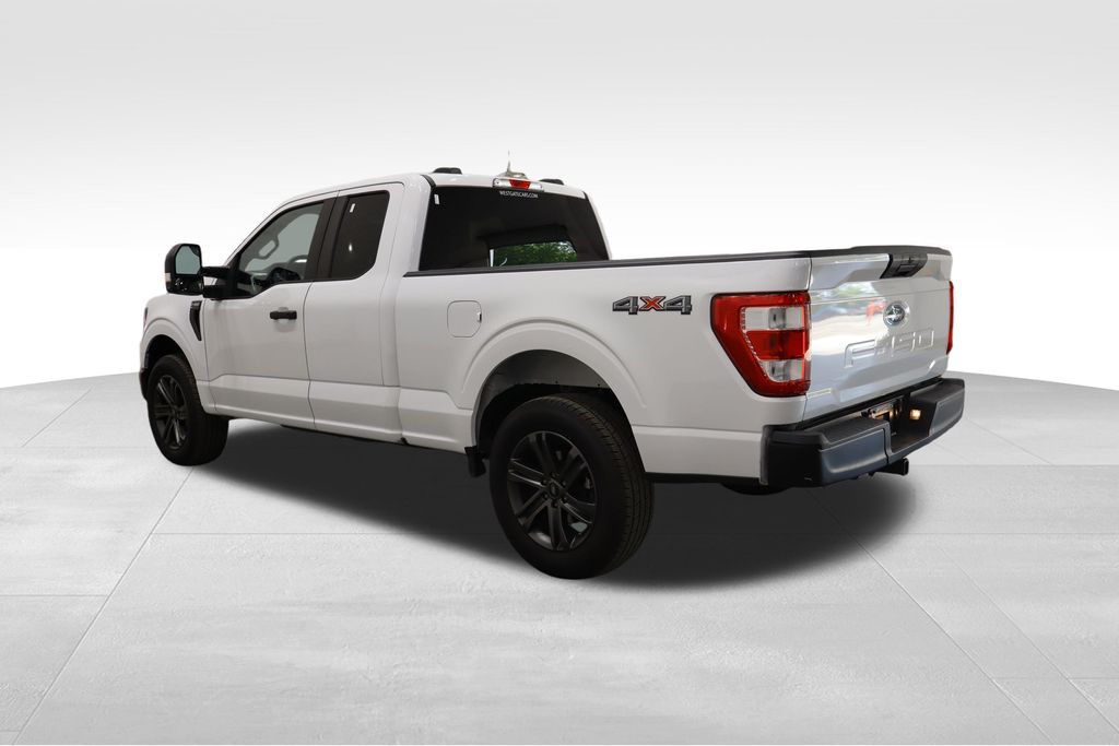 2021 Ford F-150 XL photo 3
