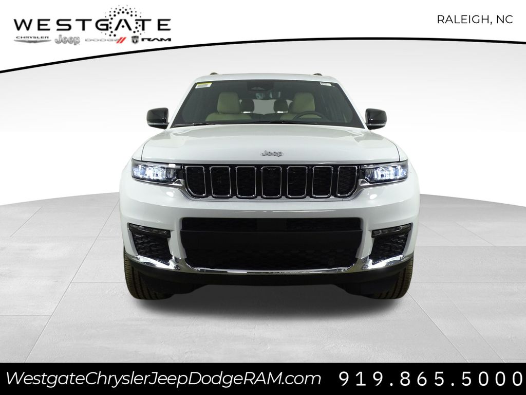 2025 Jeep Grand Cherokee L photo 2