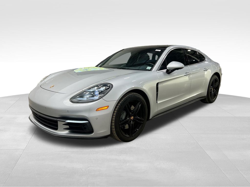 2017 Porsche Panamera 4S photo 3