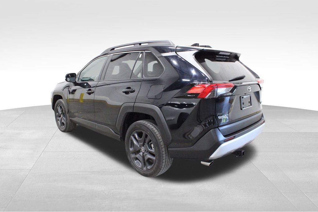 2022 Toyota RAV4 Adventure photo 3