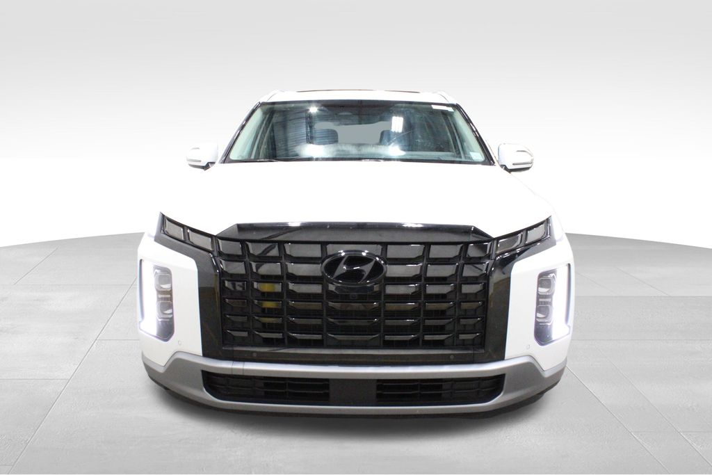 2024 Hyundai Palisade Limited photo 2