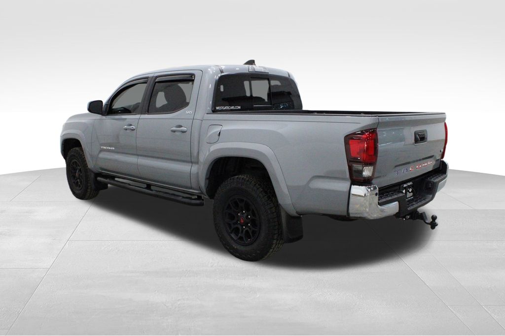 2021 Toyota Tacoma SR5 Double Cab photo 3