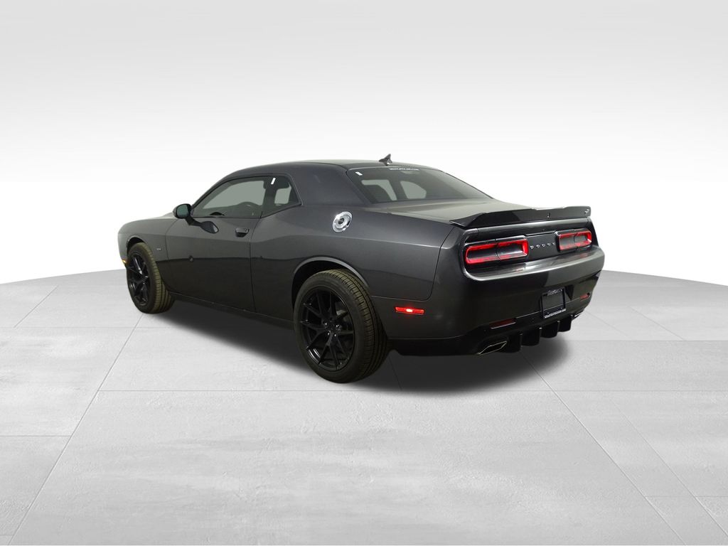 2018 Dodge Challenger GT photo 3