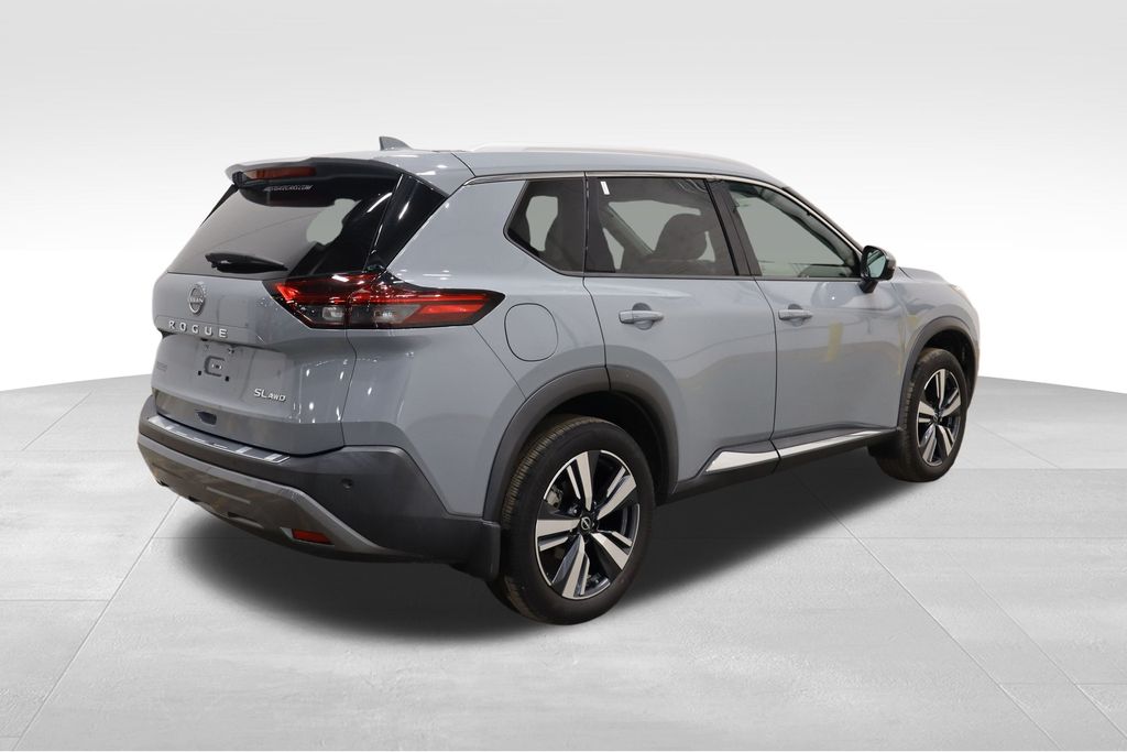 2022 Nissan Rogue SL photo 4