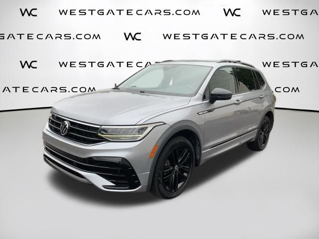 2022 Volkswagen Tiguan 2.0T SE R-Line Black's photo