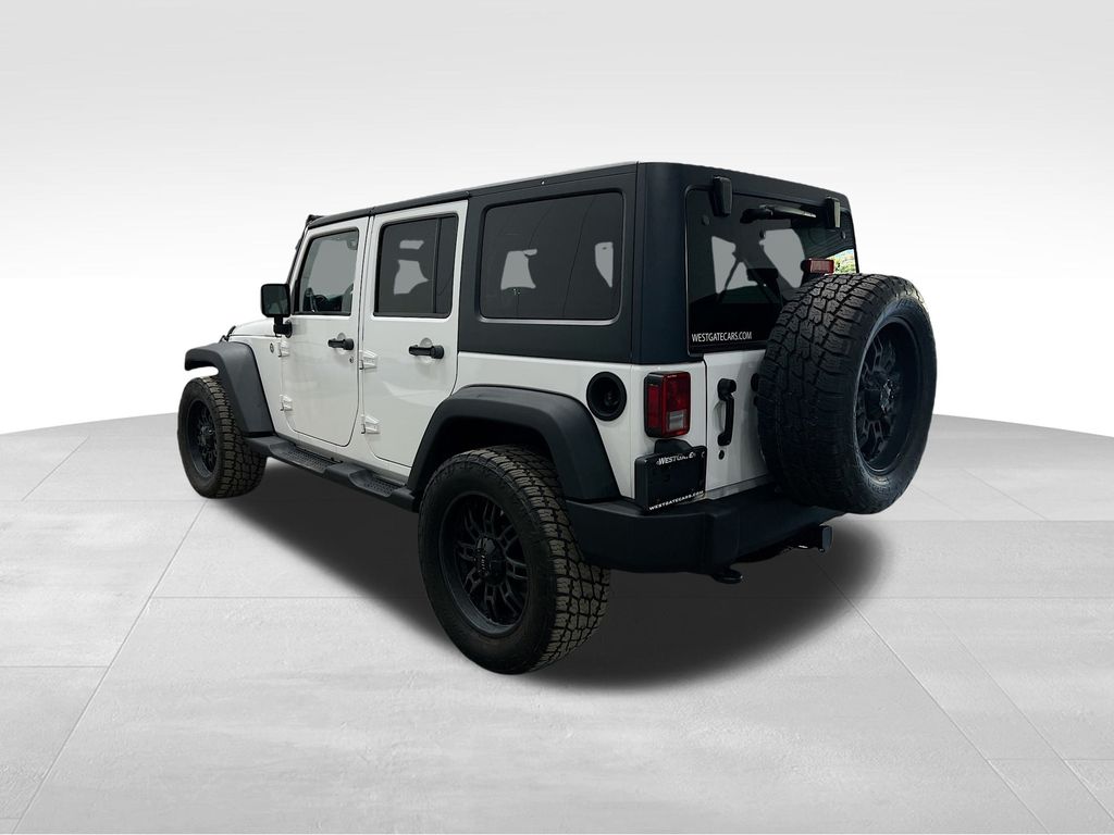 2014 Jeep Wrangler Unlimited Sport photo 4