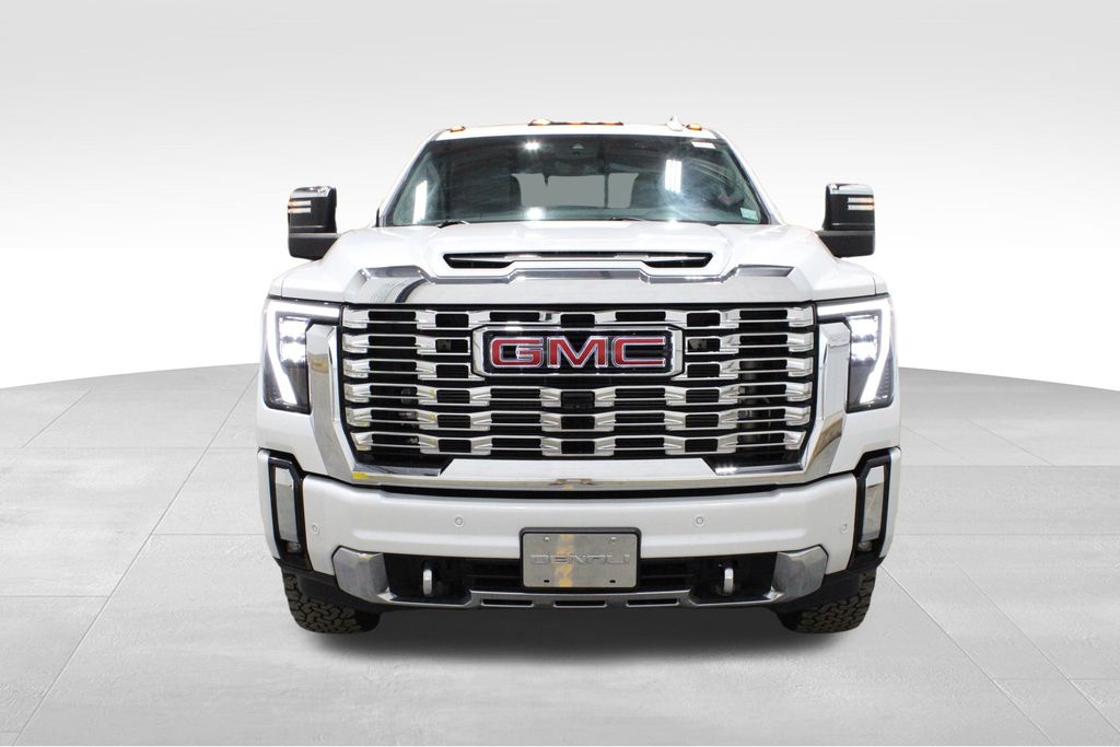 2024 Gmc Sierra 2500 HD Denali photo 2