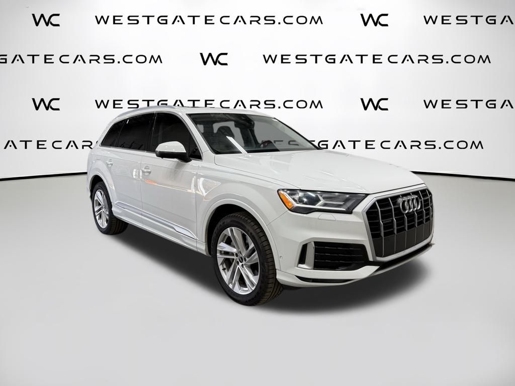2021 Audi Q7 Premium Plus's photo