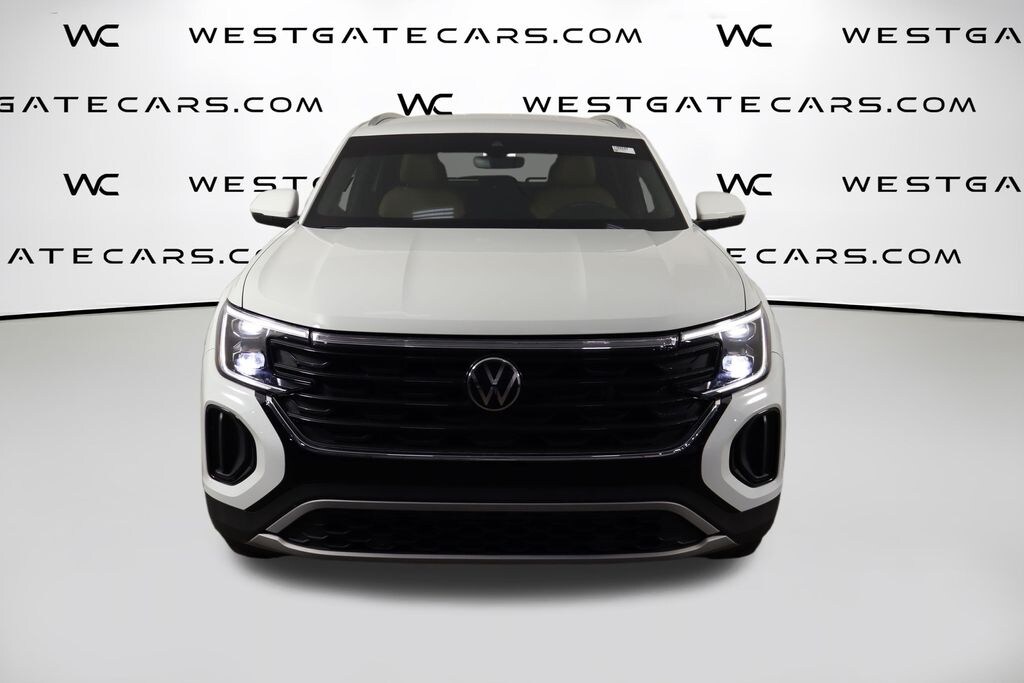 Used 2025 Volkswagen Atlas Cross Sport 2.0T SE SUV