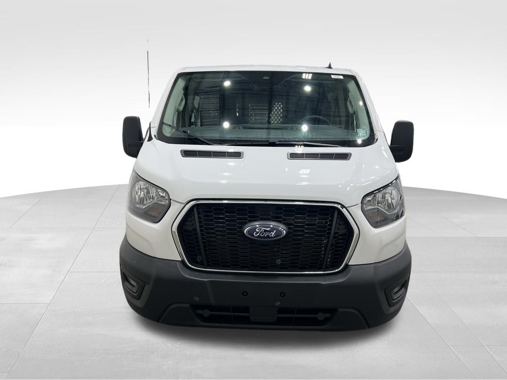 2024 Ford Transit photo 2