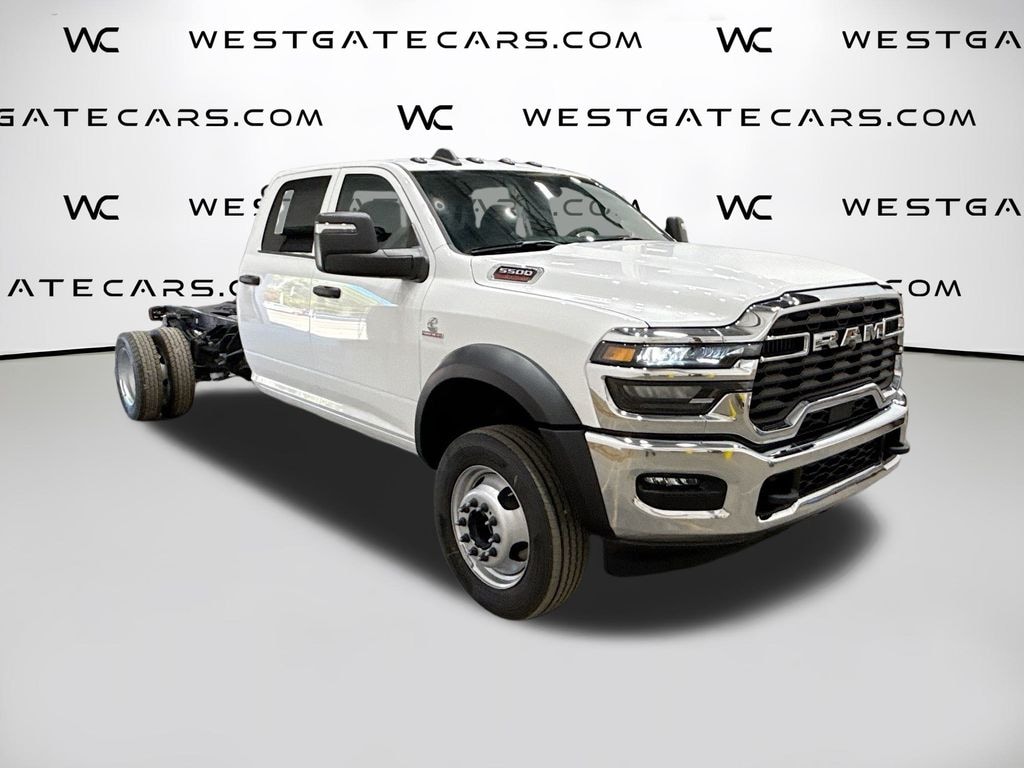 New 2026 Ram 5500HD TRADESMAN CREW 4X4 84' CA Pickup