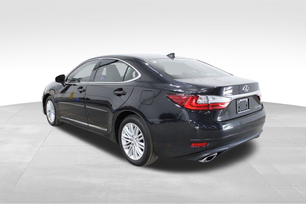 2018 Lexus ES 350 photo 3