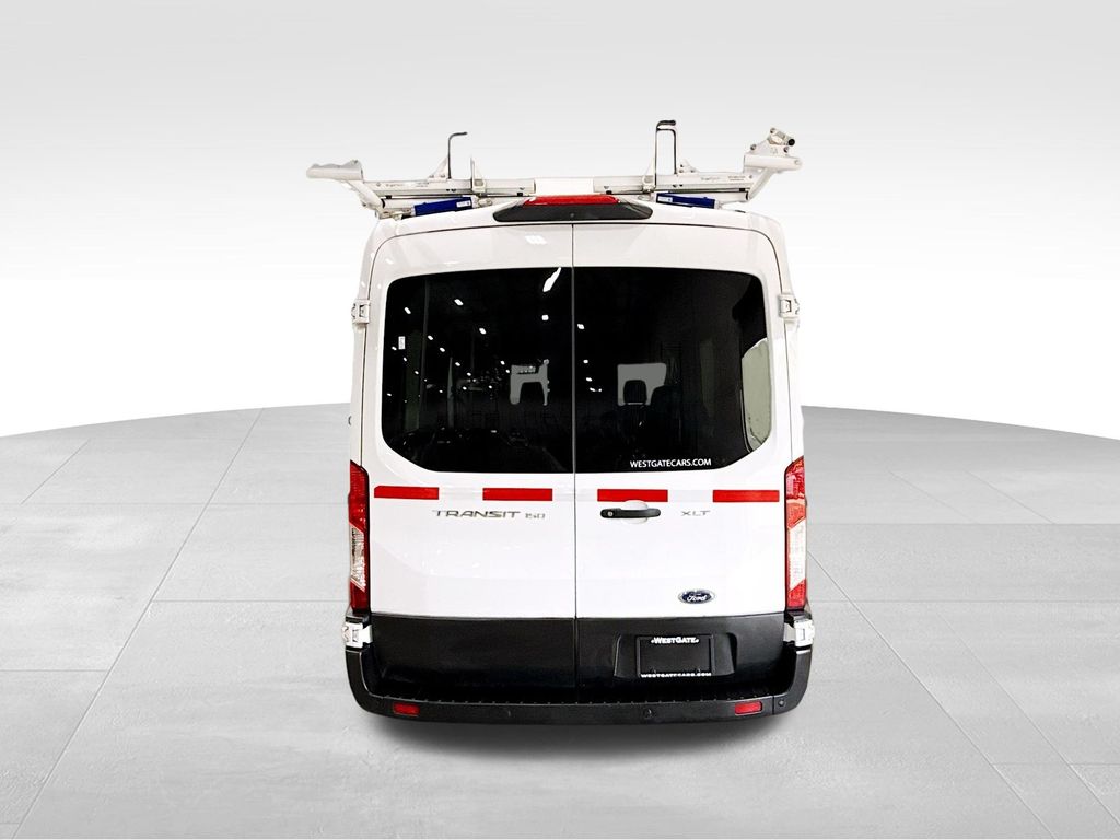 2018 Ford Transit photo 2