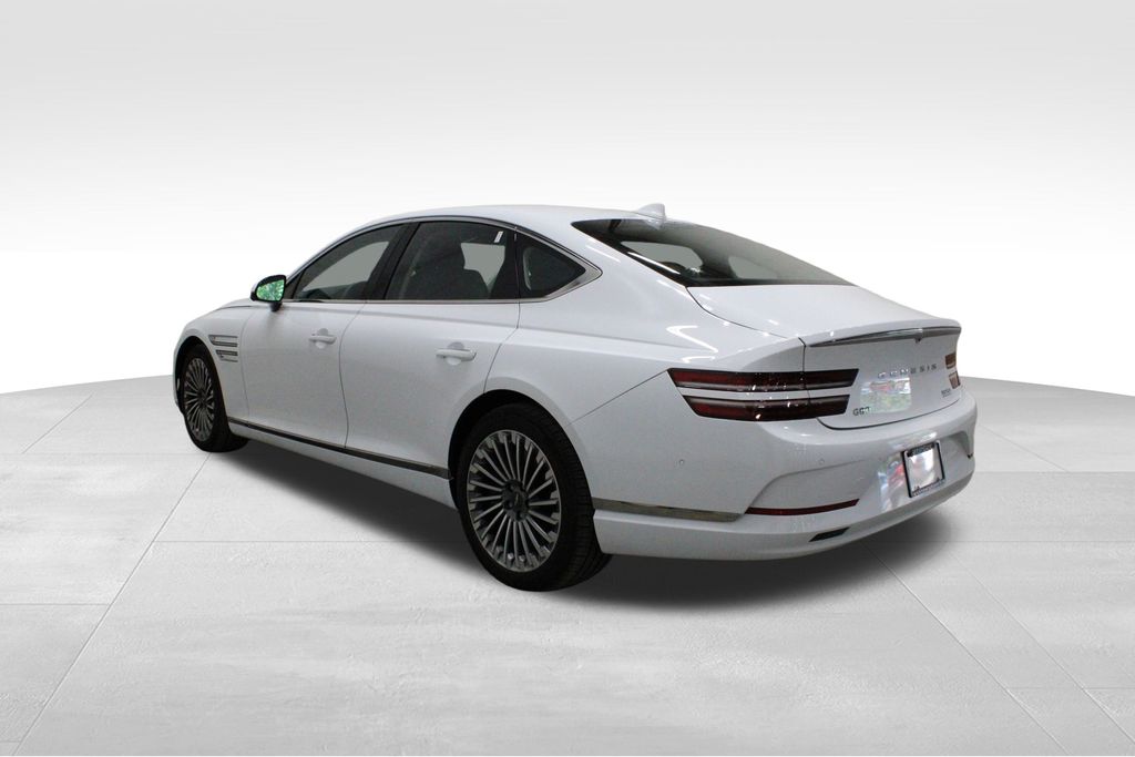 2023 Genesis Electrified G80 photo 3