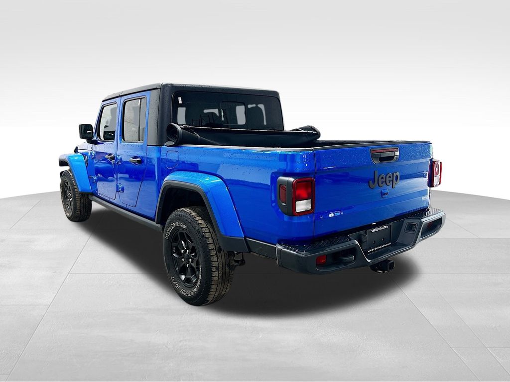 2021 Jeep Gladiator Willys photo 4