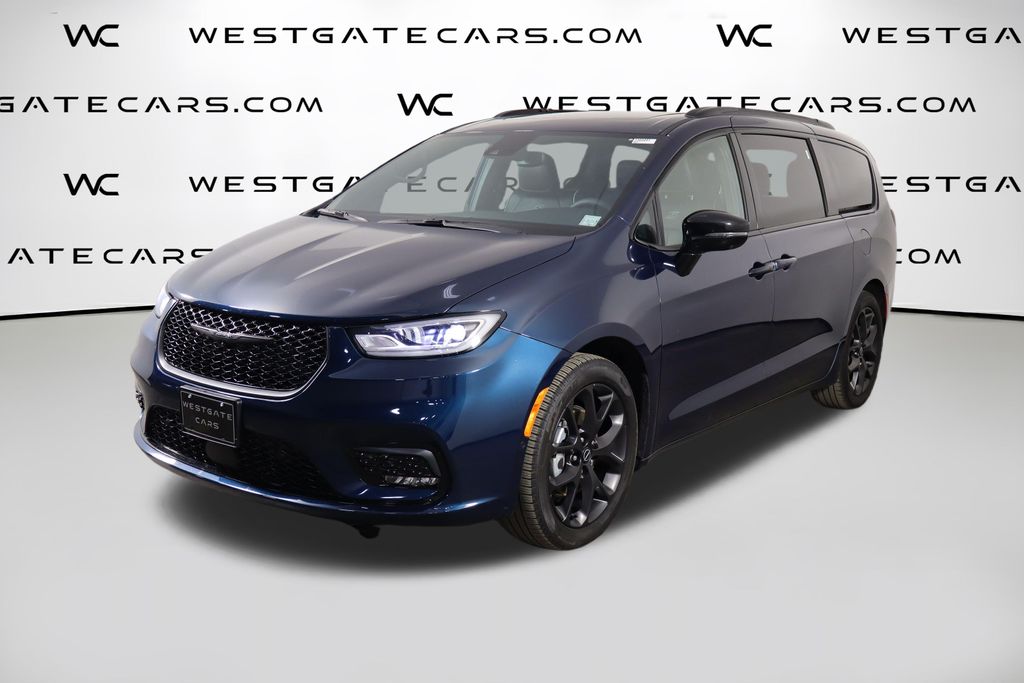 2025 Chrysler Pacifica
