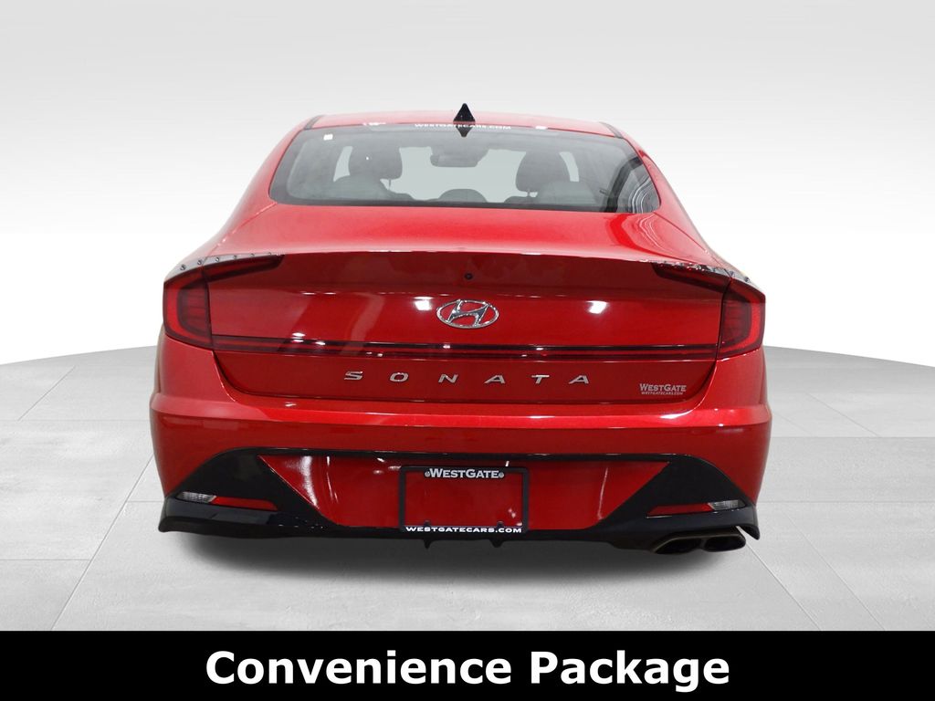 2020 Hyundai Sonata SEL photo 3