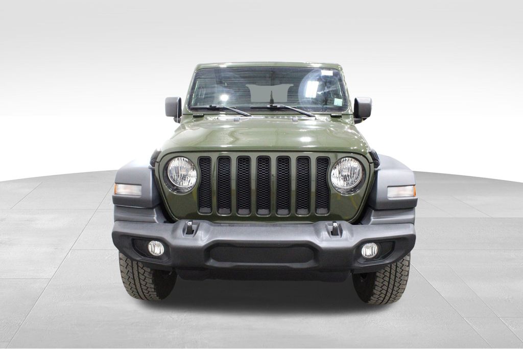 2021 Jeep Wrangler Unlimited Sport Altitude photo 2