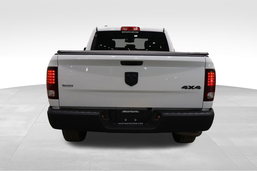 2022 Ram 1500 Classic Warlock photo 4