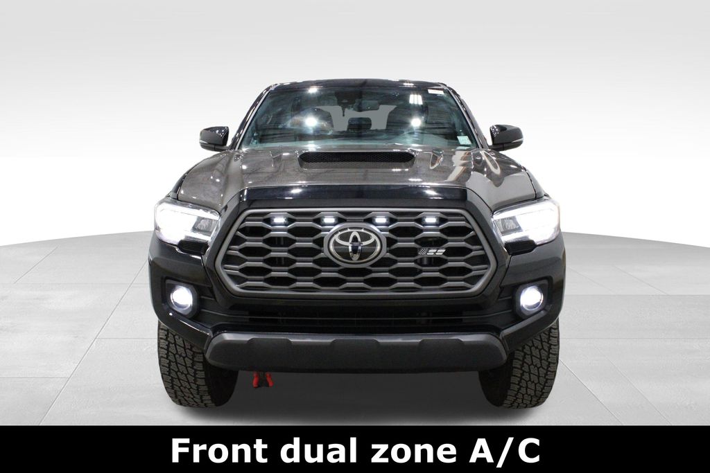 2022 Toyota Tacoma TRD Off-Road Double Cab photo 2