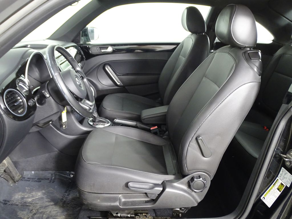 Image of 2014 Volkswagen Beetle 2.5L Hatchback