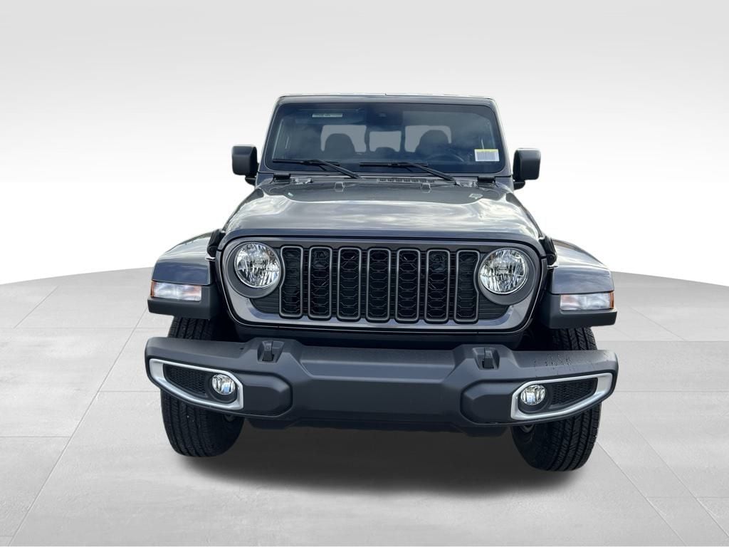New 2025 Jeep Gladiator SPORT S 4X4 Pickup