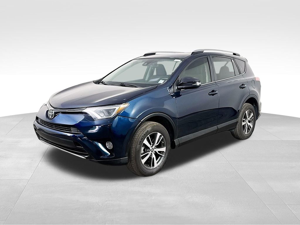 2018 Toyota RAV4 XLE photo 3