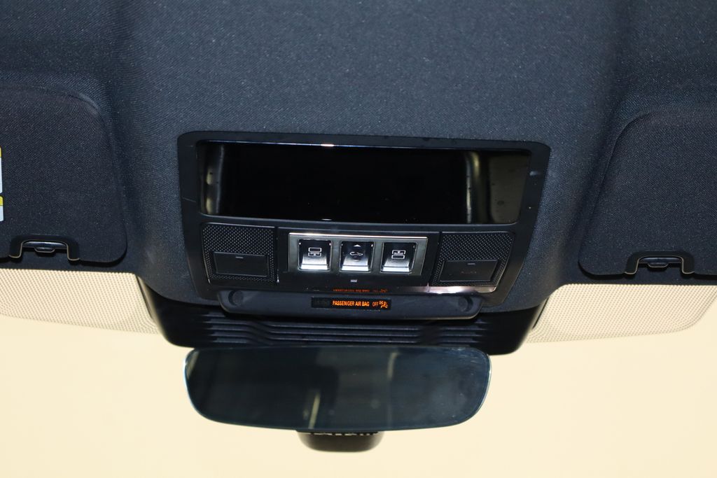 2022 Land Rover Discovery HSE R Dynamic - Photo 26