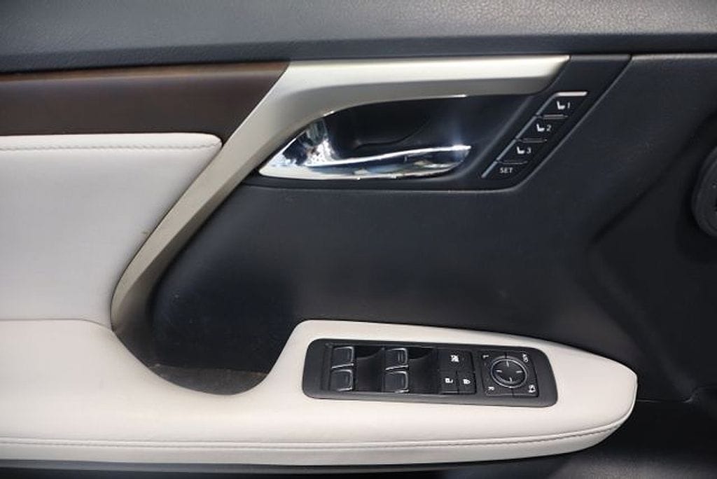 2021 Lexus RX 350 - Photo 18