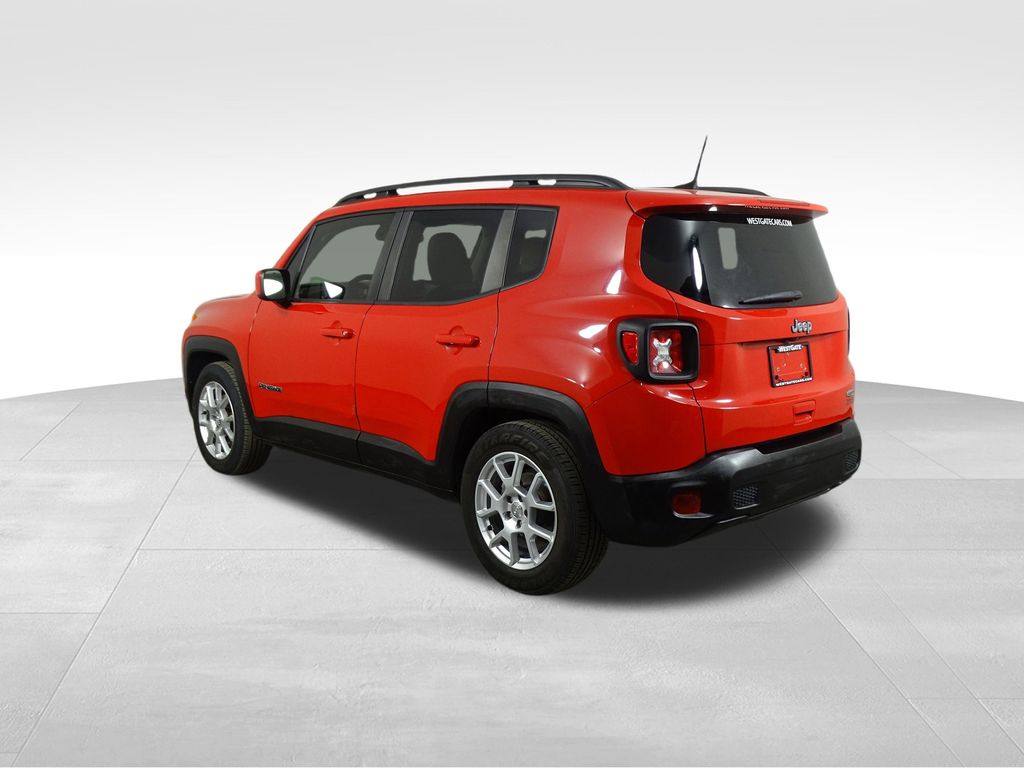 2020 Jeep Renegade Latitude photo 2